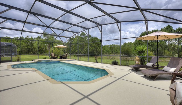 Premium home, pool and spa, with Inclusive Resort Amenities