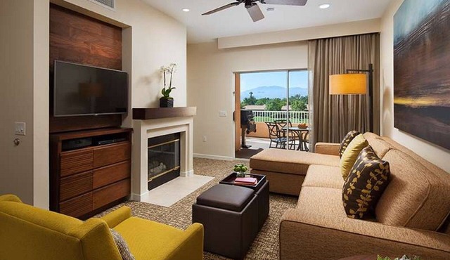 PREMIUM One-Bedroom Villa - Sleeps up to Four