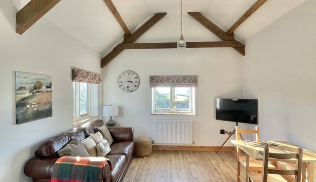 Premium Selfcontained Newly Converted Barn