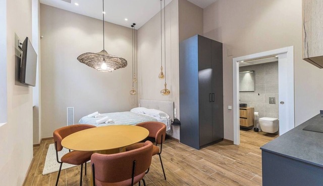 Premium Suite by the Turia River 2