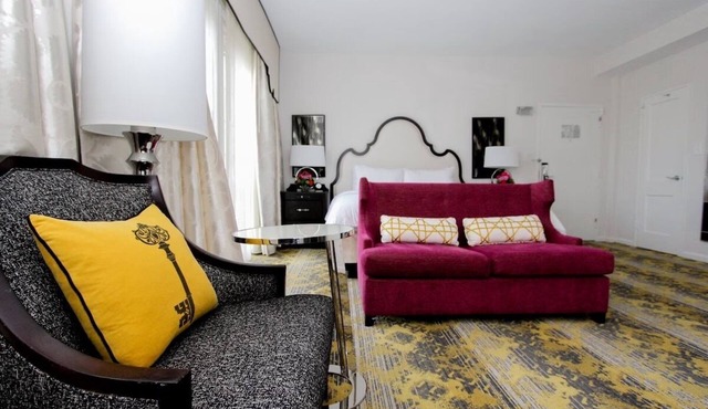Premium Suite Stay Near Embassy Row – Walkable to Dupont Circle! Gym Access!
