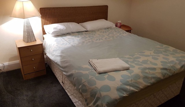Prenton 1 Double Room near Liverpool