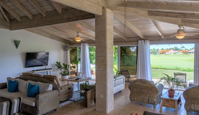 Prepare to be pampered! Golf, lagoon & ocean vista views at Tres Palmas Villa!