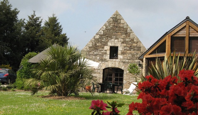 PRES PONTIVY Cottage In A Country Setting And Relaxing wi-fi