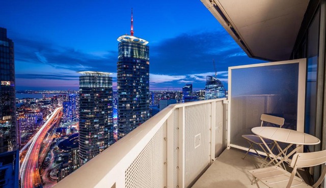 Presidential Suite Heart of Downtown with Stunning View
