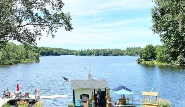 Pressey House Lakeside Bed & Breakfast