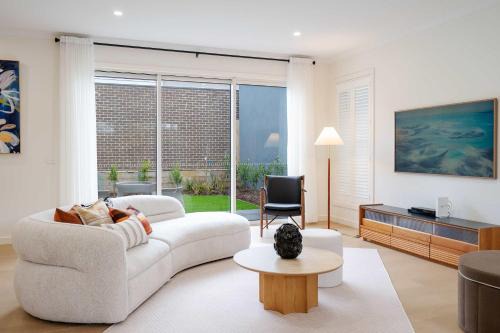 Prestige 4-Bed Luxury Home in Ashburton