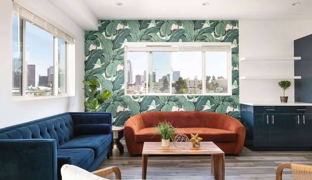 Prestige 5BR Townhome Near LA Hot Spots