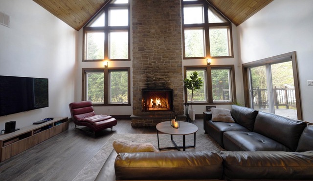 Prestige In Nature | A/C | Hot tub | Terrace+BBQ | Fast Wifi | firepit and games
