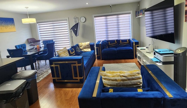 PRESTIGE Guestroom London (5 minutes to Western University.)