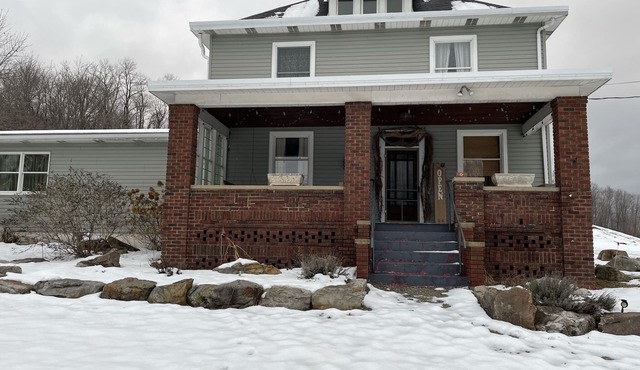 Prestige House is your Mountain Home away from Home! So Spacious!