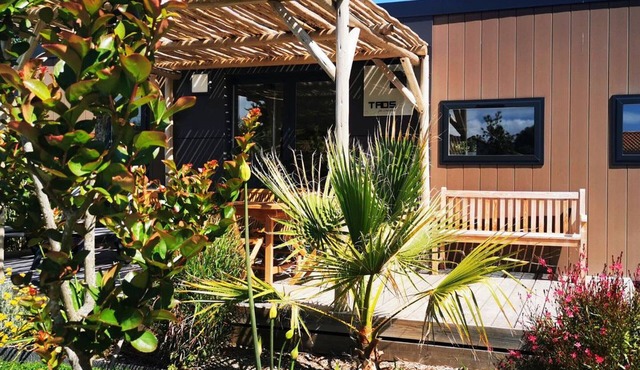 Prestige Mobile Home with Terrace in Saint-Jean-de-Monts