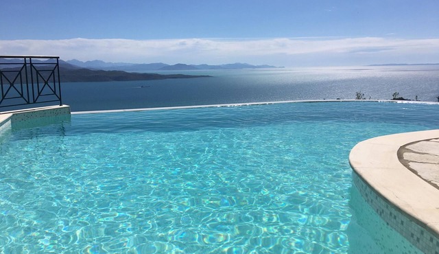 Prestige Villas | AGNI | 5* Balinese Style VilIa with Pool & Views Over Agni