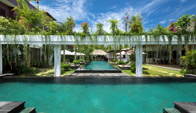 Prestigious 10 Bedroom villa, Seminyak