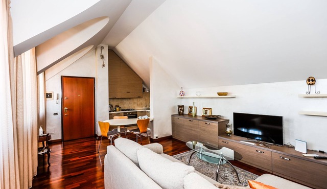 Prestigious 70sqm near Milan/Rho fiera/Airport