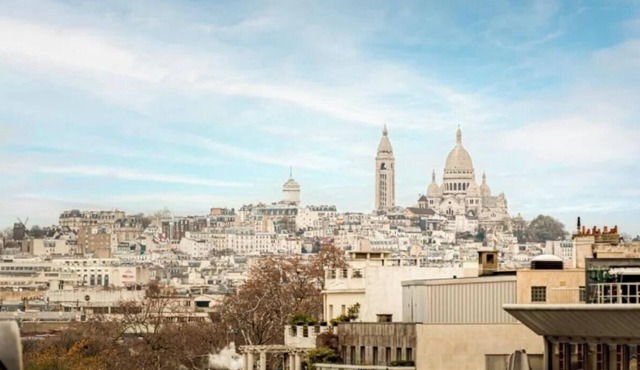 PRESTIGIOUS 7TH FLOOR LUXURY APARTMENT WITH BREATHTAKING EIFFEL VIEWS