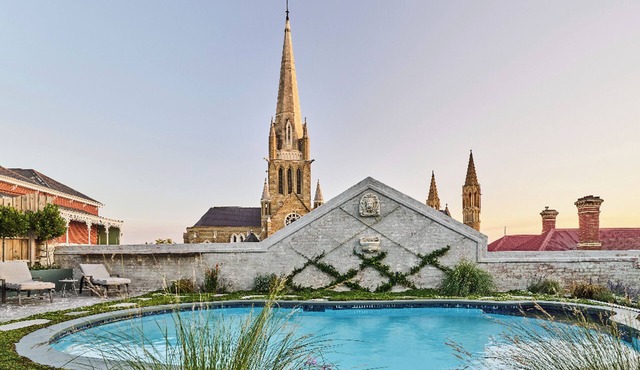 Prestigious Home for Luxury Getaways