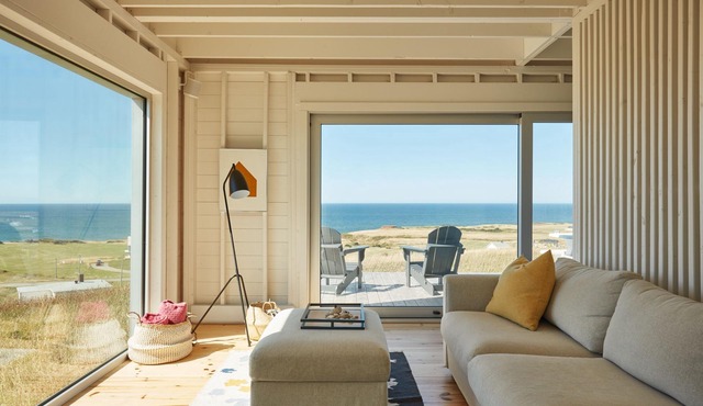 Prestigious home, recipient of many architecture awards, with three rooms