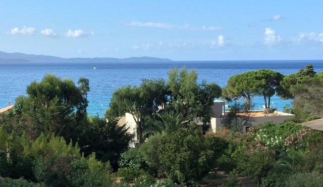 Prestigious villa on the Route des Sanguinaires