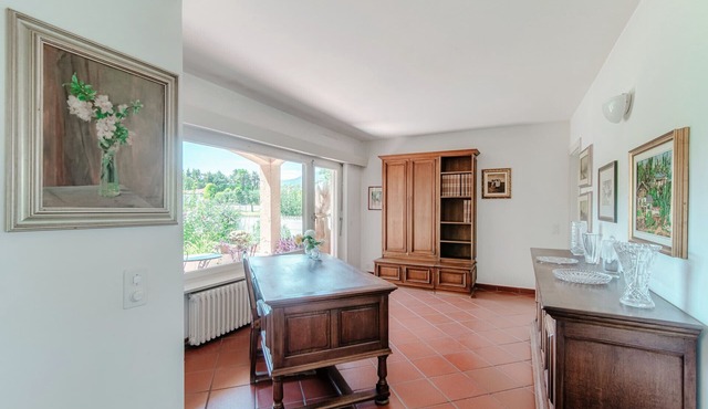 Prestigious villa with swimming pool in Magliaso (La Pergola)