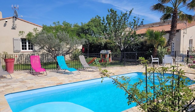 Pretty villa for 7 people with swimming pool and summer kitchen, 10 minutes from the sea!