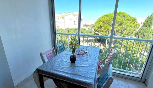 Pretty 2 room cabin very modern parking