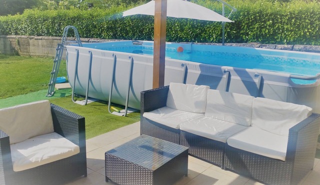 Pretty country house near the ocean for 6 to 9 people with swimming pool