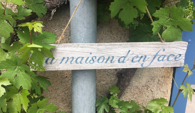 Pretty guest house ideal for families.