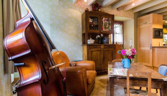 Pretty house in the heart of Auxois, ideal for families of 2 or 3 children.