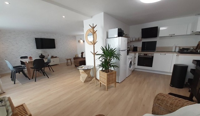 Pretty house completely renovated, 2 electric bikes (optional)