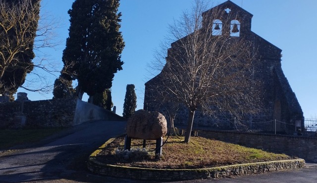 Pretty house in Cathar country just a few minutes from Mirepoix, Fanjeaux and the GR7.