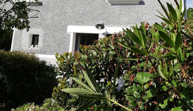 Pretty house in Le Bono - picturesque little port in the heart of the Gulf of Morbihan