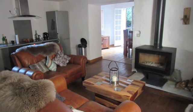 Pretty house in Medieval village with castle views