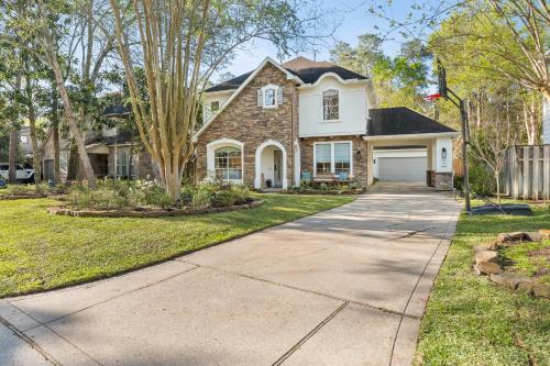 pretty house