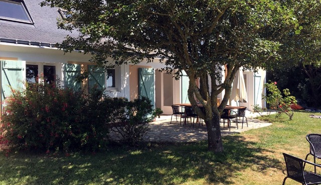 PRETTY HOUSE VIEW ON FIELDS AND SEA IN SAUZON