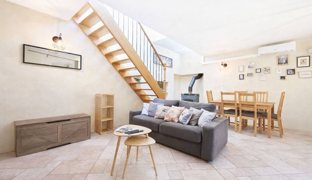 Pretty house with a view in Mirmande