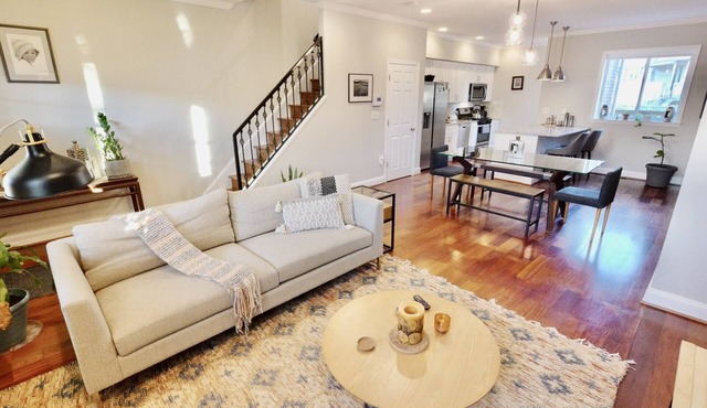 Pretty in Petworth-Walkable to Metro & Restaurants