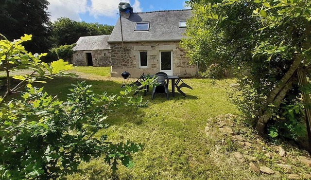 Pretty little house in the country - close to the village