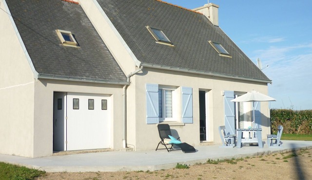pretty little house near the sea with sea view, classified 3 stars