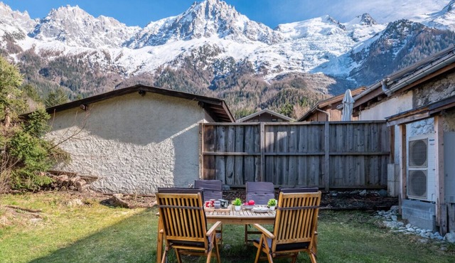 Pretty loft with view of Mont Blanc & glacier