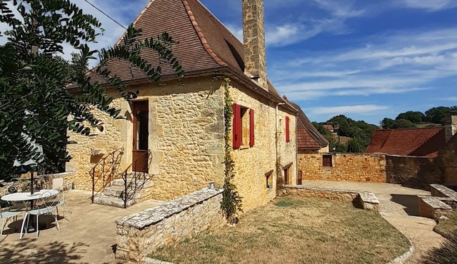 Pretty Périgourdine in the heart of the Triangle d'Or Périgord Noir, 15 minutes from Sarlat