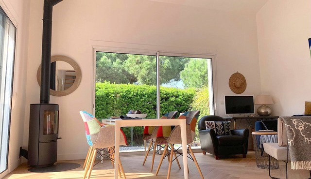 Pretty recent villa 3 bedrooms, 100 M from the beach Chatelaillon Plage