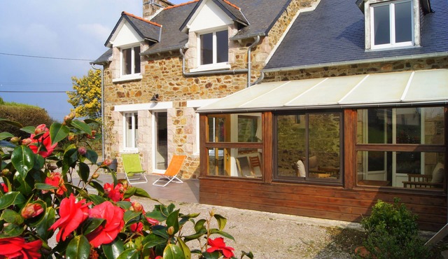 Pretty renovated farmhouse