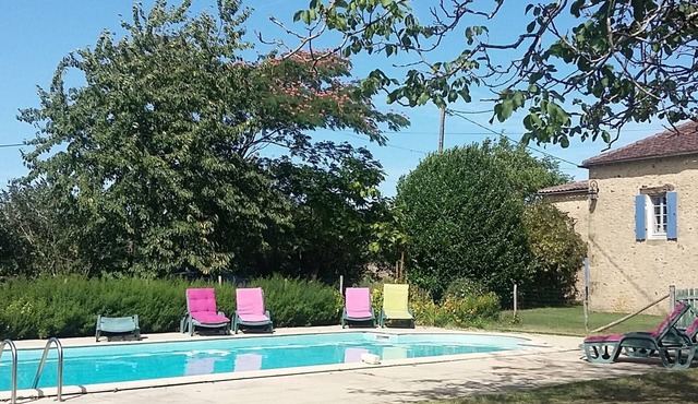 Pretty restored farmhouse in Saint Marcory