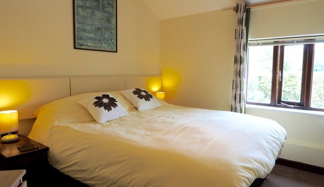 Pretty stone cottage near the village of Pendoylan