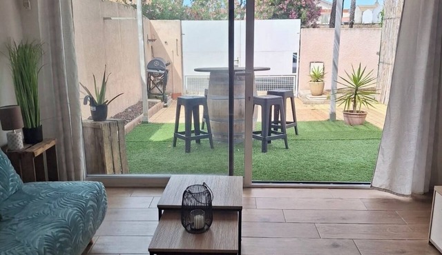 🇫🇷 🏡 Pretty T2 with terraces - In the heart of the village, Near the beach