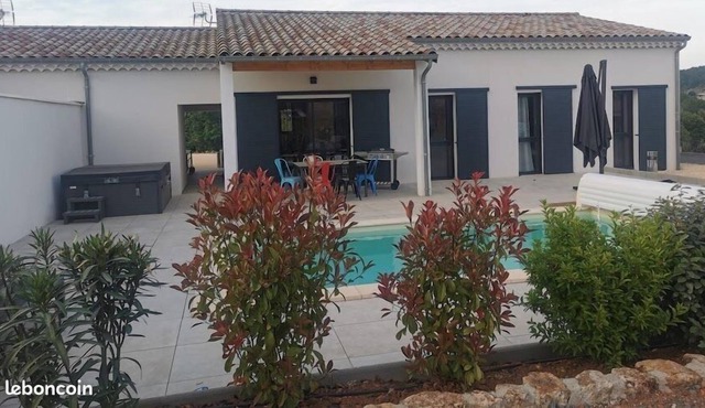 Pretty Villa En Joy 1 of 94m2, 3 bedrooms for 6 people with its private heated swimming pool and jacuzzi