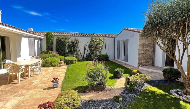 Pretty villa close to beaches and cycle paths