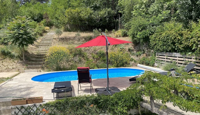 Pretty villa in the countryside with private pool 2 minutes from Lyon