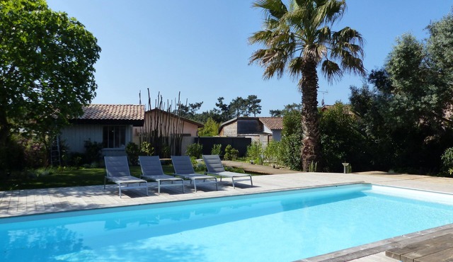 Pretty Villa in the heart of Cap Ferret, 2 steps from the market !